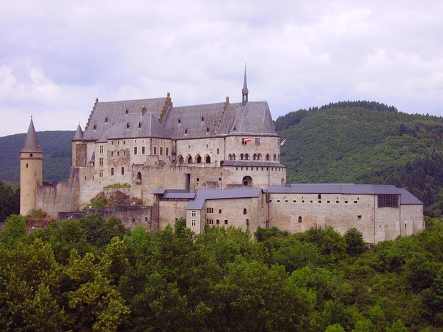 Free Castle Vianden photo and picture