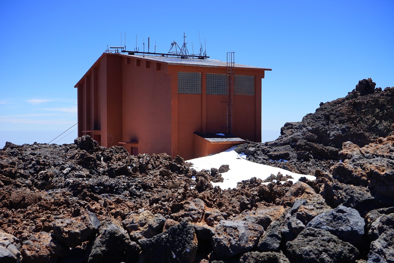 Station - free online jigsaw puzzle photo