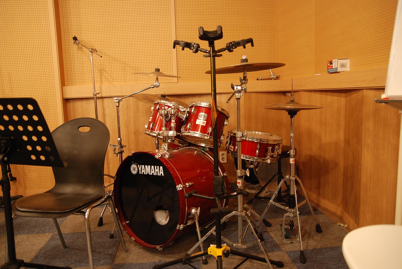 Download free HD stock image of Drum Recording Studio Free Drum Recording Studio photo and picture