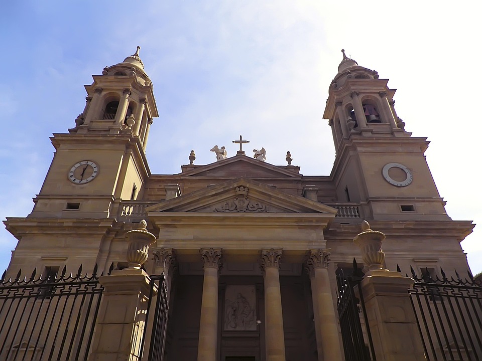 catedral de pamplona, navarra