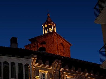 Free Church Pamplona photo and picture