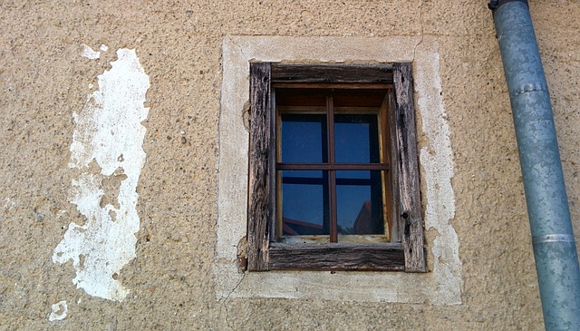 Free Window House photo and picture