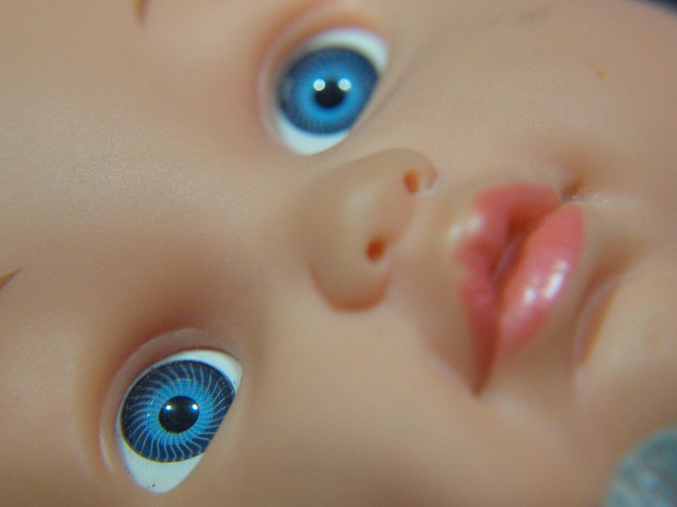 Boneca de olho azul Clearance