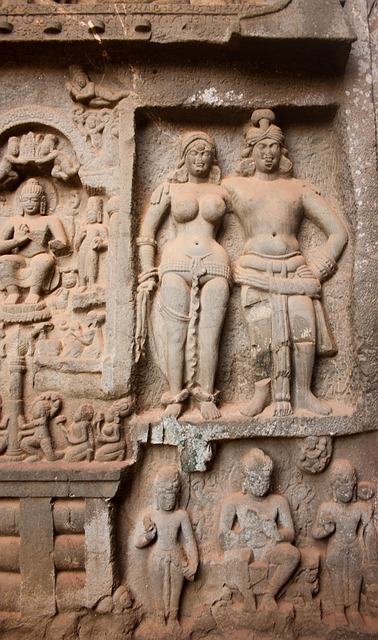 Free Karla Caves Figures photo and picture