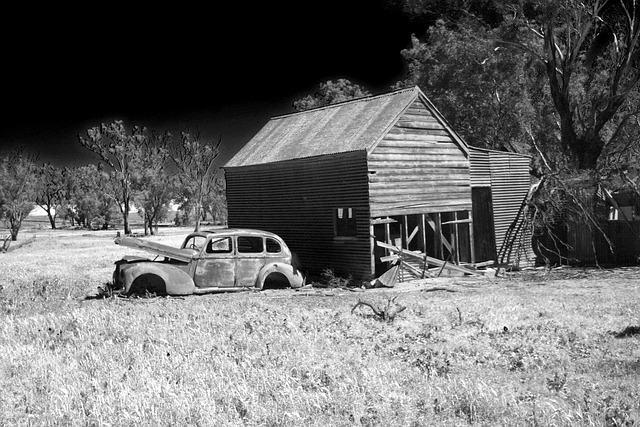 Free Farmhouse Abandoned photo and picture