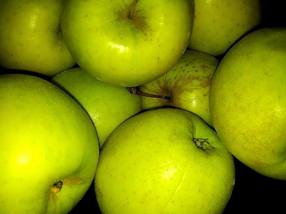 Apples Fruit Food Free photo on Pixabay