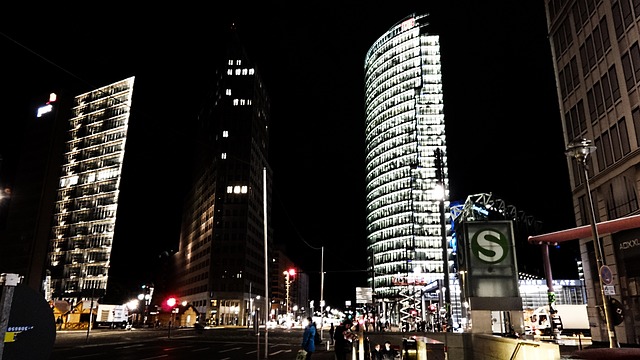 Free Potsdamer Platz Berlin photo and picture