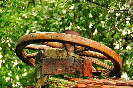 Natureza Morta, Roda, Muro, Tijolo