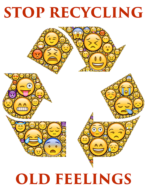 Free recycling old feelings emoticons illustration