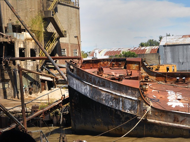 Free Boat Abandonment photo and picture