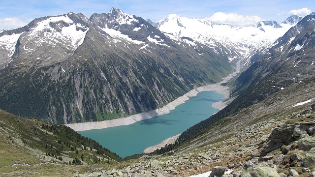 Free Mountain Lake photo and picture