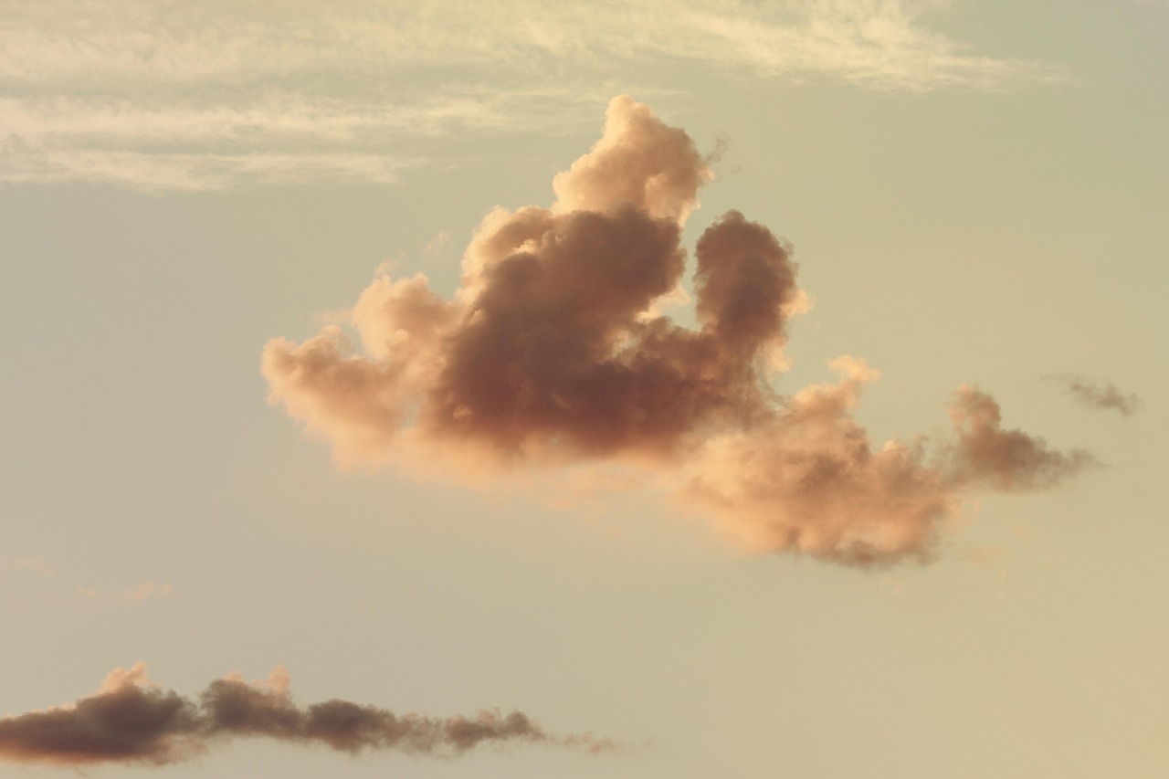Clouds - free online jigsaw puzzle photo