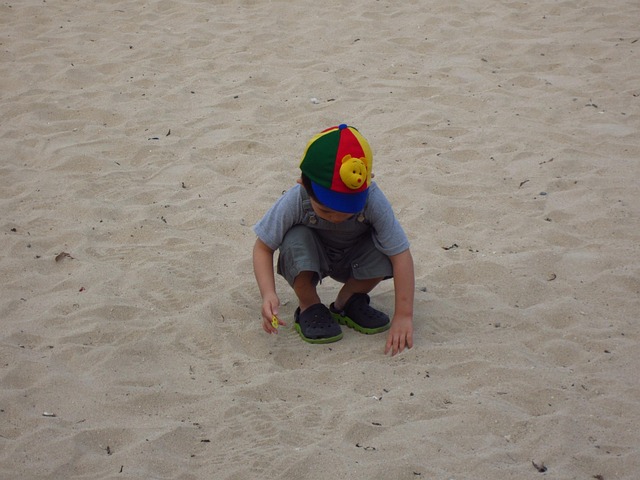 Free Kid Play photo and picture