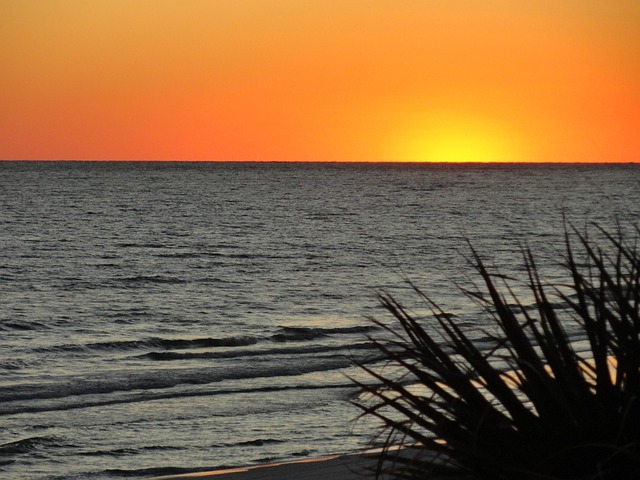 Free Sunsets Sea photo and picture