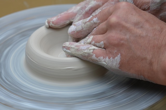 Free Potters Hub photo and picture