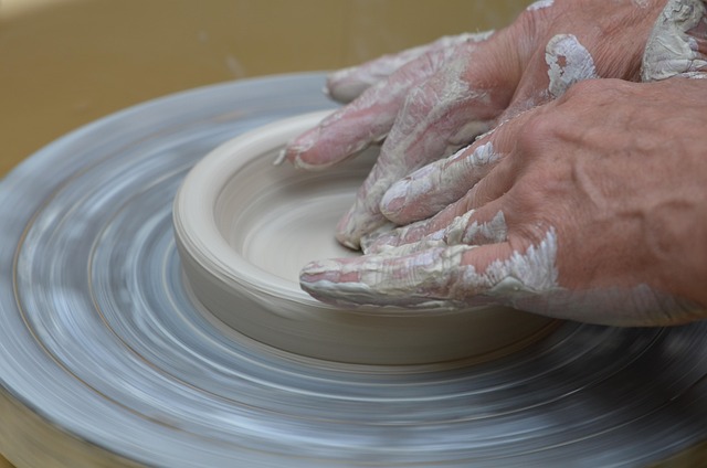 Free Potters Hub photo and picture