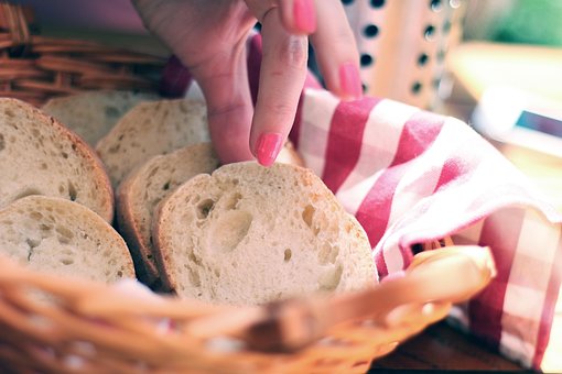 Brood, Gesneden, Plakjes, Hand, Grijpen