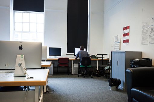 make a living online- Computer Room, Computer, Screens