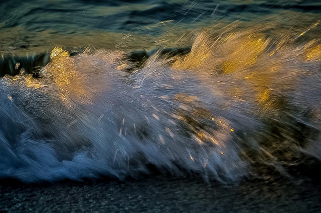 Free Waves Sea photo and picture