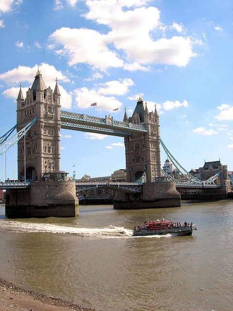 Free London Bridge photo and picture