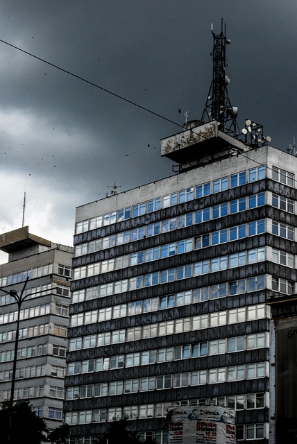 Free Blink The Skyscraper photo and picture