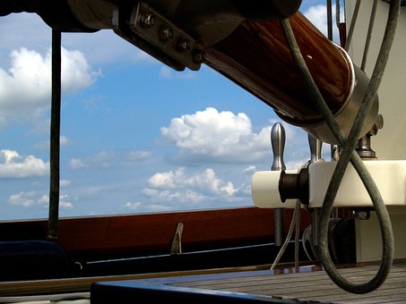 Free Historic Sail-Ship Sailing photo and picture