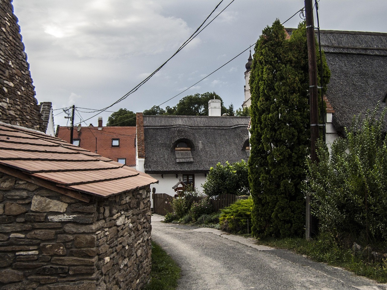 Street - free online jigsaw puzzle photo