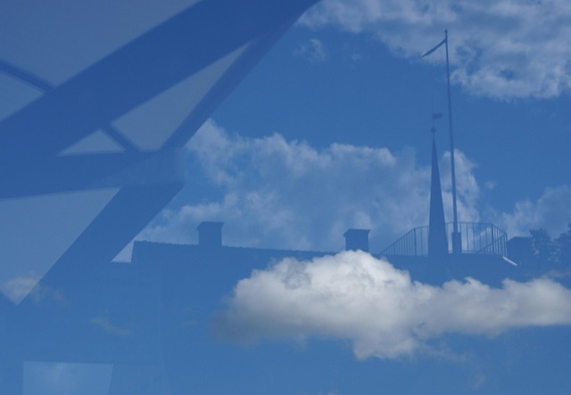 Free City Mirroring photo and picture