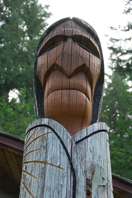 Free Totem Chief photo and picture