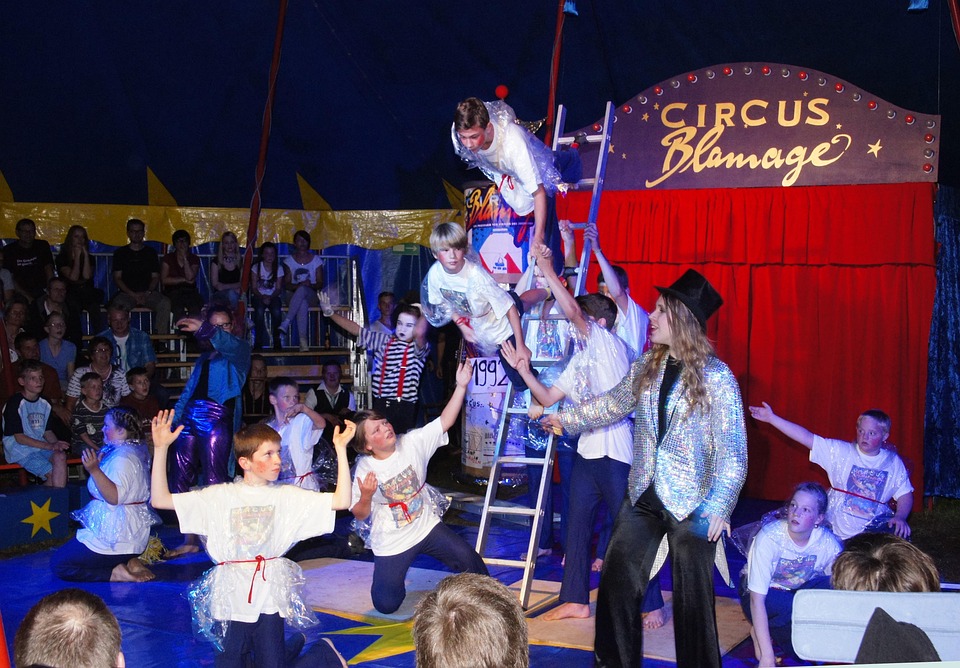 Gratis foto: cirkus, konstnärer, mänskliga, barn gratis bild på ...