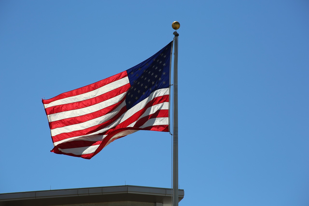 flag-438055_1280.jpg
