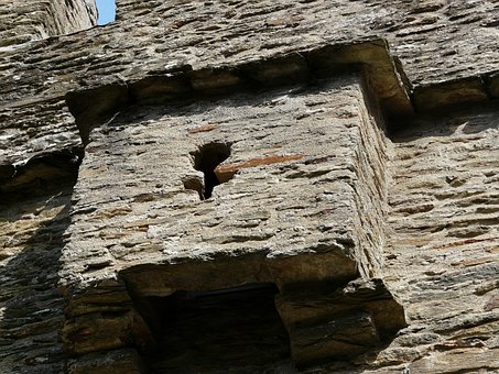 Free Castle Of Calberte photo and picture