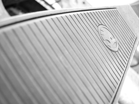 skoda-443482__340.jpg