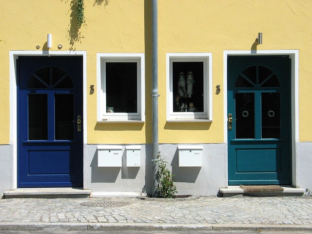 Free House Door photo and picture