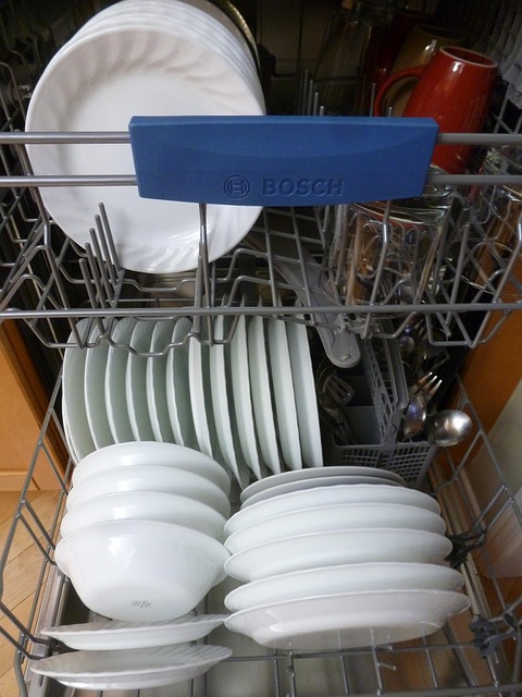 Free Dishwasher Interior photo and picture
