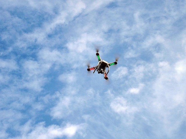 Free Drone Quadrocopter photo and picture