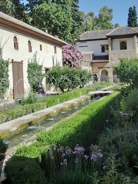 Free Generalife Palace photo and picture