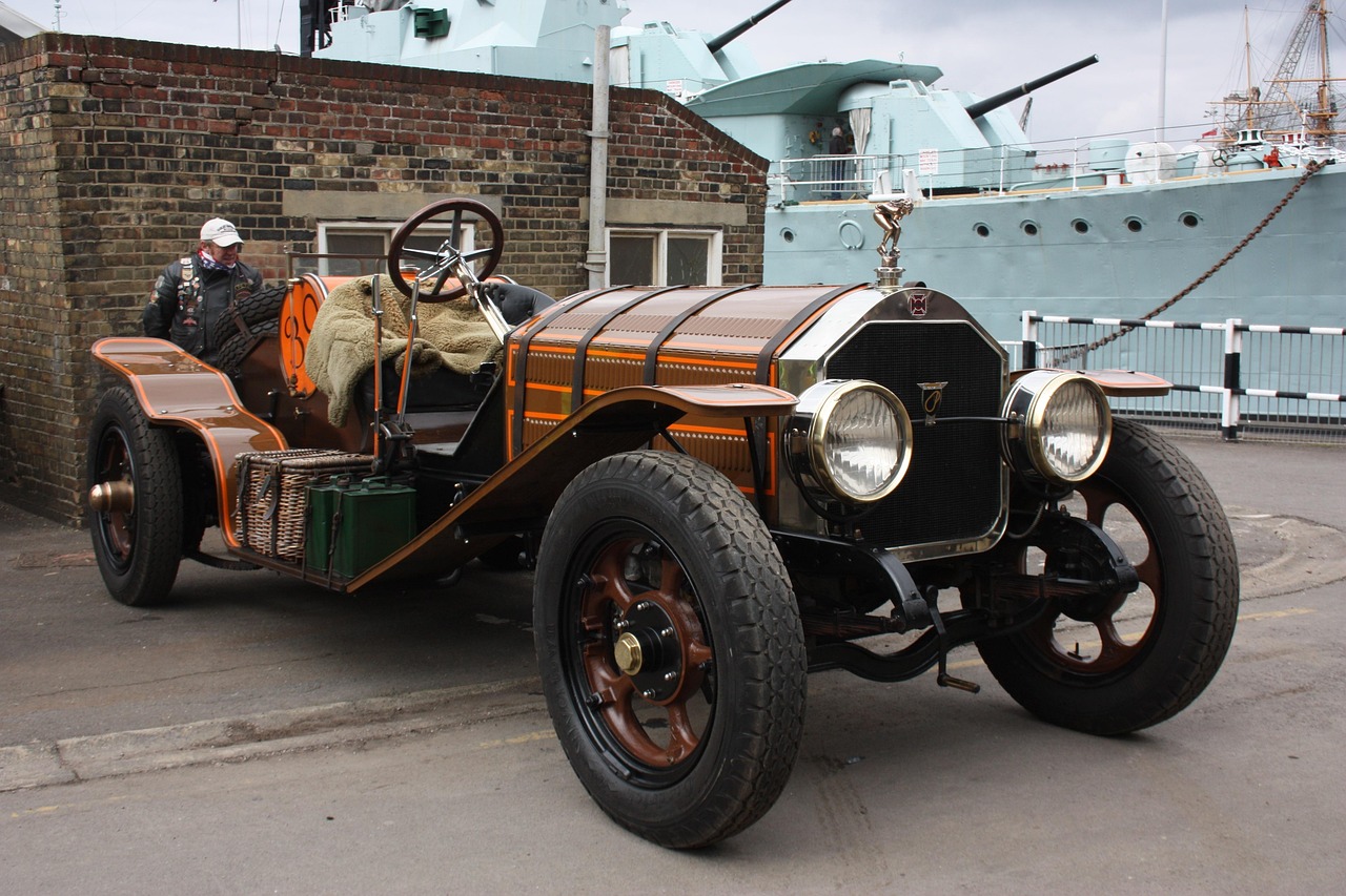 Car - free online jigsaw puzzle photo
