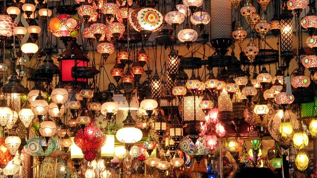 Free Lamps Lanterns photo and picture