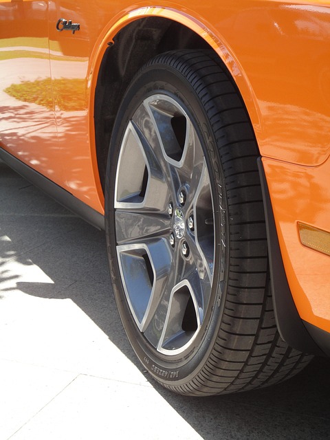 Free Muscle Car Challenger photo and picture