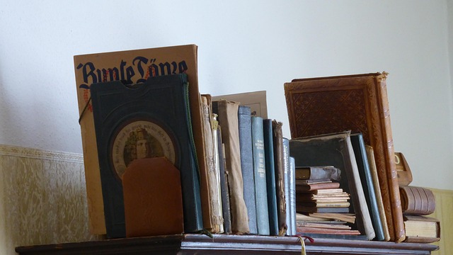 Bookshelf Books Old - Free photo on Pixabay - Pixabay