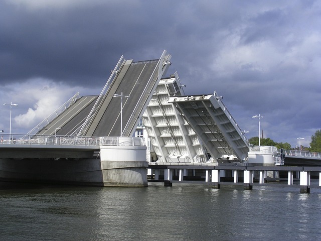 Free Drawbridge Bridge photo and picture