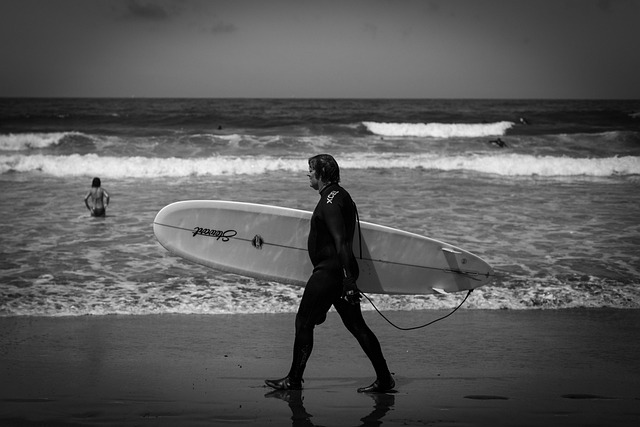 Free Surfer Surf photo and picture