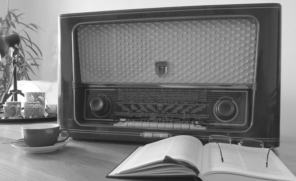 Foto Gratis Radio Nostalgia Edad Receptor Imagen Gratis En 