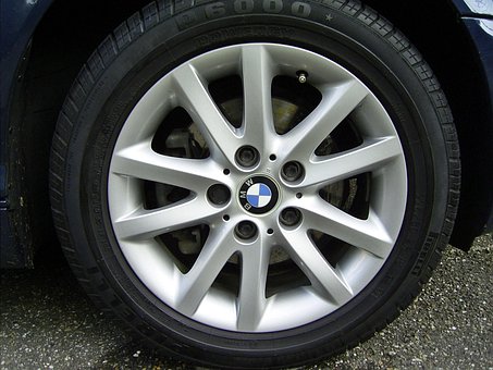 Free Alloy Wheel Bmw photo and picture