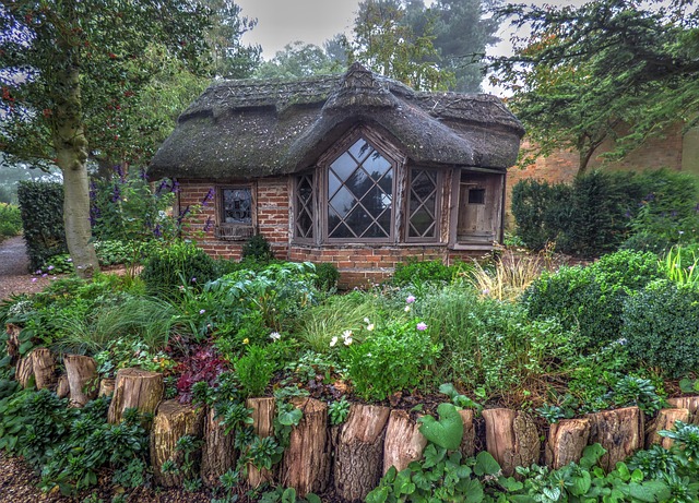 Free Cottage Cabin photo and picture