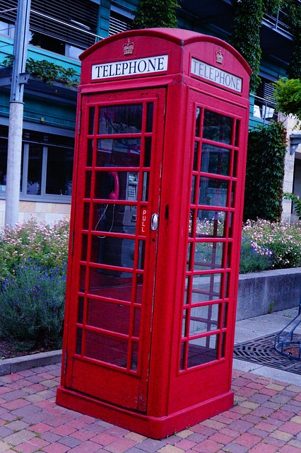 Telefonkiosk, Rød, London