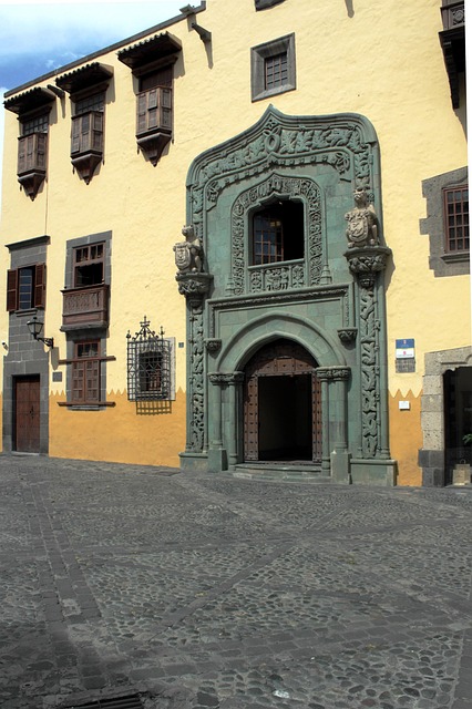 Monument, Christoph Columbus, Hus