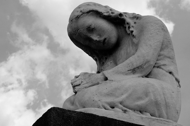 Free Statue Praying photo and picture
