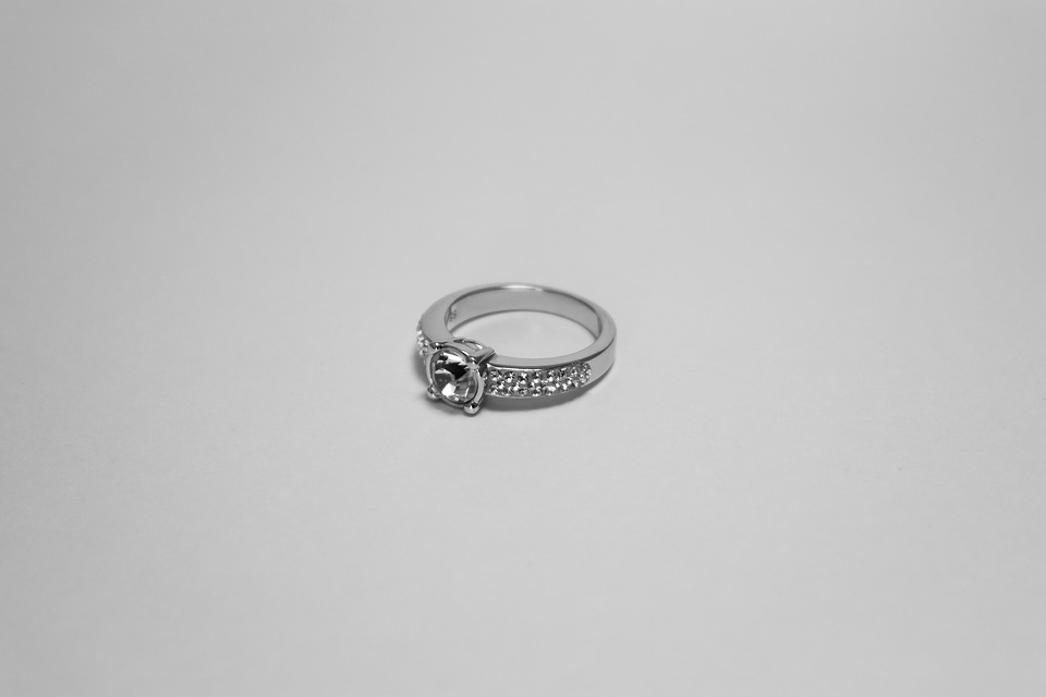 700+ Gambar Cincin Untuk Hadiah Ulang Tahun Paling Baru 700+ Gambar Cincin Untuk Hadiah Ulang Tahun Paling Baru